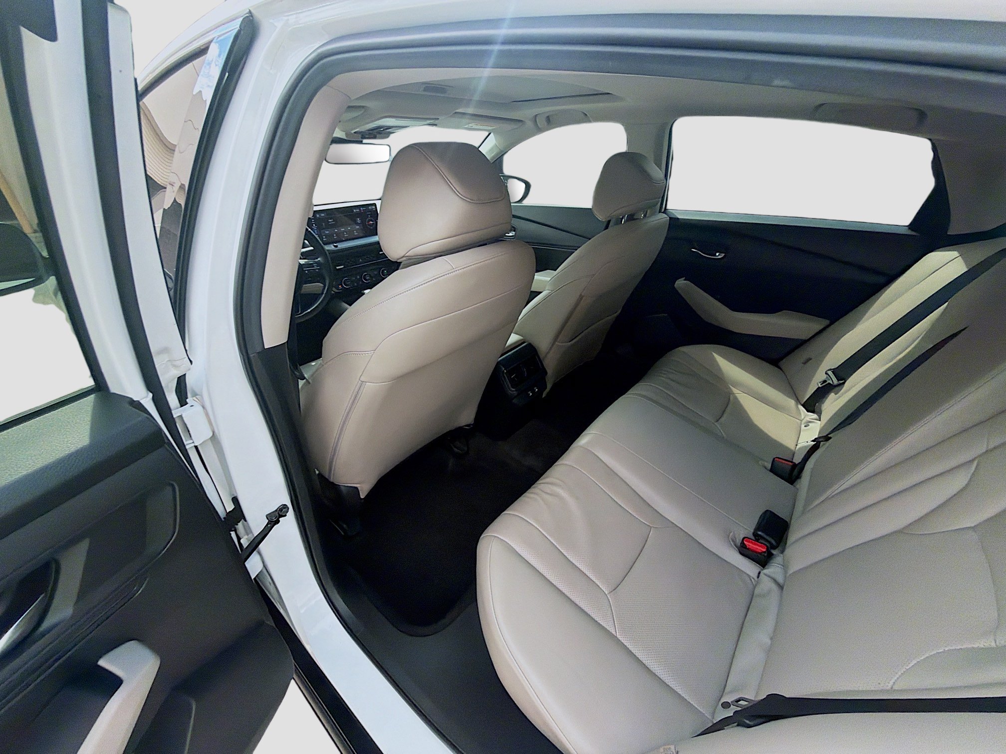 Used 2024 Honda Accord EX-L image 24