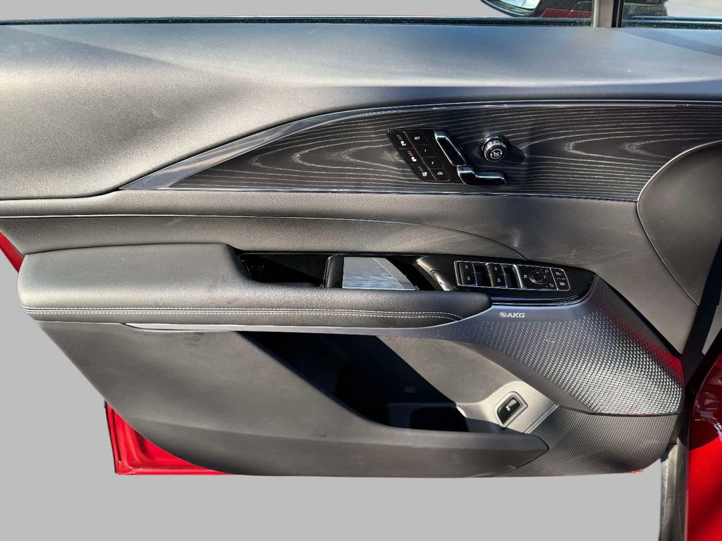 Used 2024 Cadillac Lyriq Luxury w/ LPO, Floor Liner Package image 19