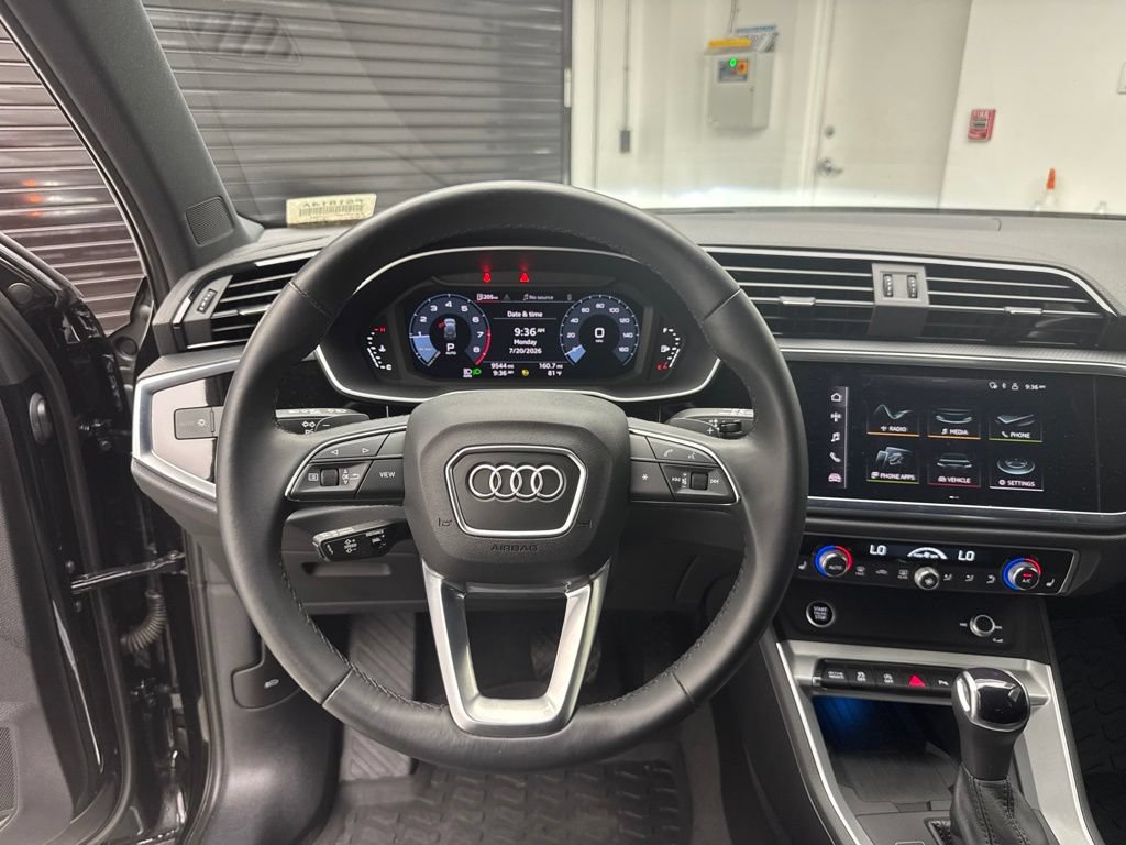 Used 2022 Audi Q3 2.0T Premium Plus AWD/4WD image 11