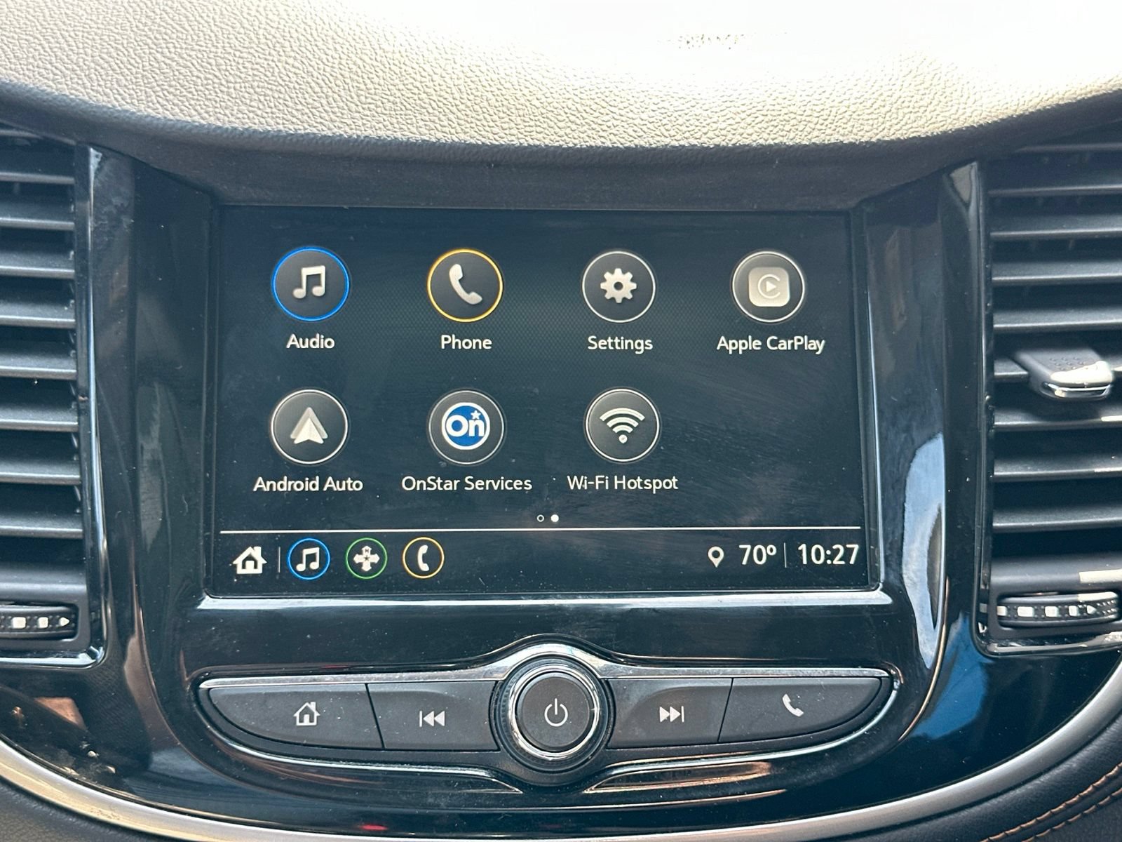 Used 2018 Chevrolet Trax LS AWD/4WD image 17
