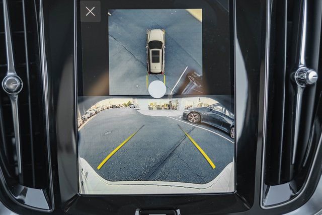 New 2026 Volvo V60 B5 Cross Country Plus w/ Protection Package Premier image 40