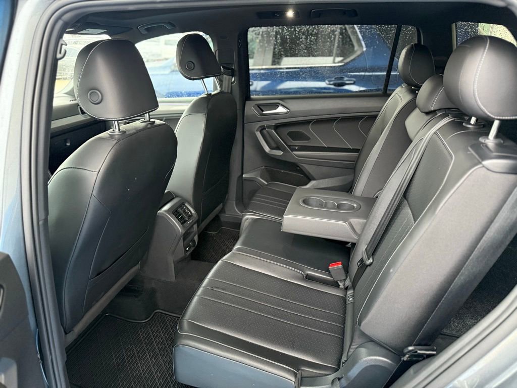 Used 2022 Volkswagen Tiguan SE R-Line image 15