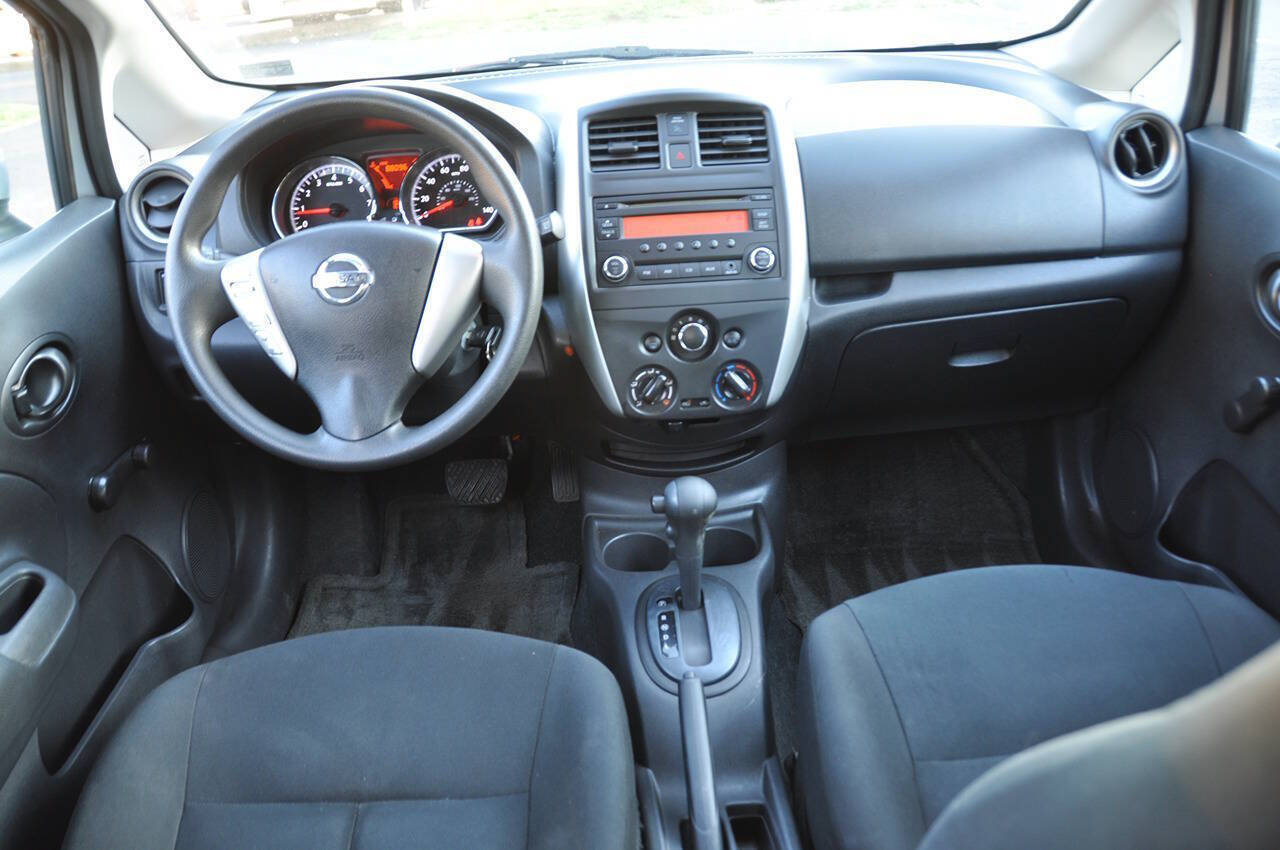 Used 2015 Nissan Versa Note S Plus FWD image 23