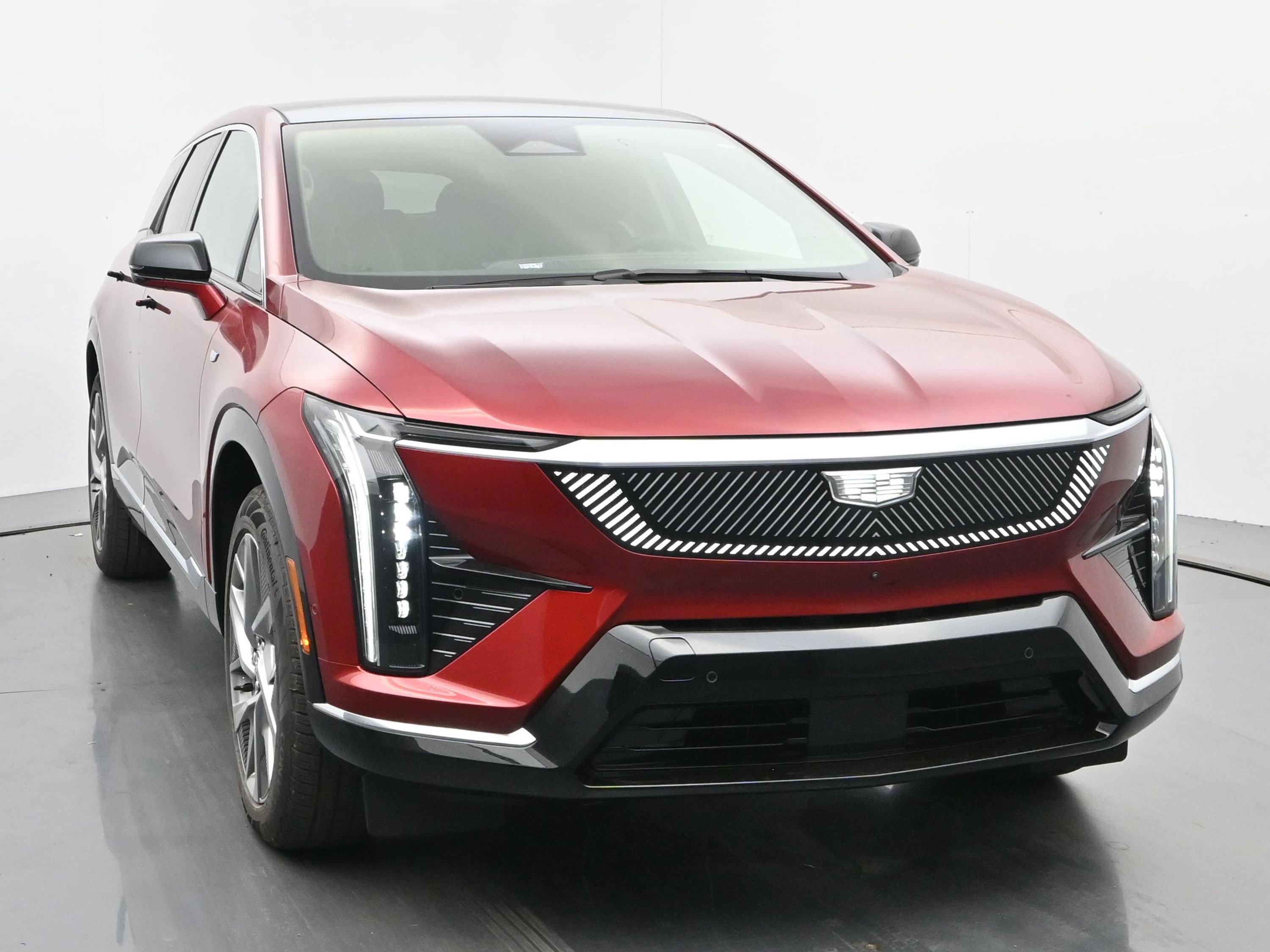 New 2026 Cadillac Optiq Luxury 1 w/ LPO, Floor Liner Package AWD/4WD image 8