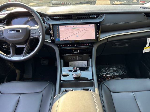 New 2026 Jeep Grand Cherokee L Limited AWD/4WD image 10