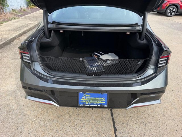 New 2026 Hyundai Sonata Limited FWD image 5