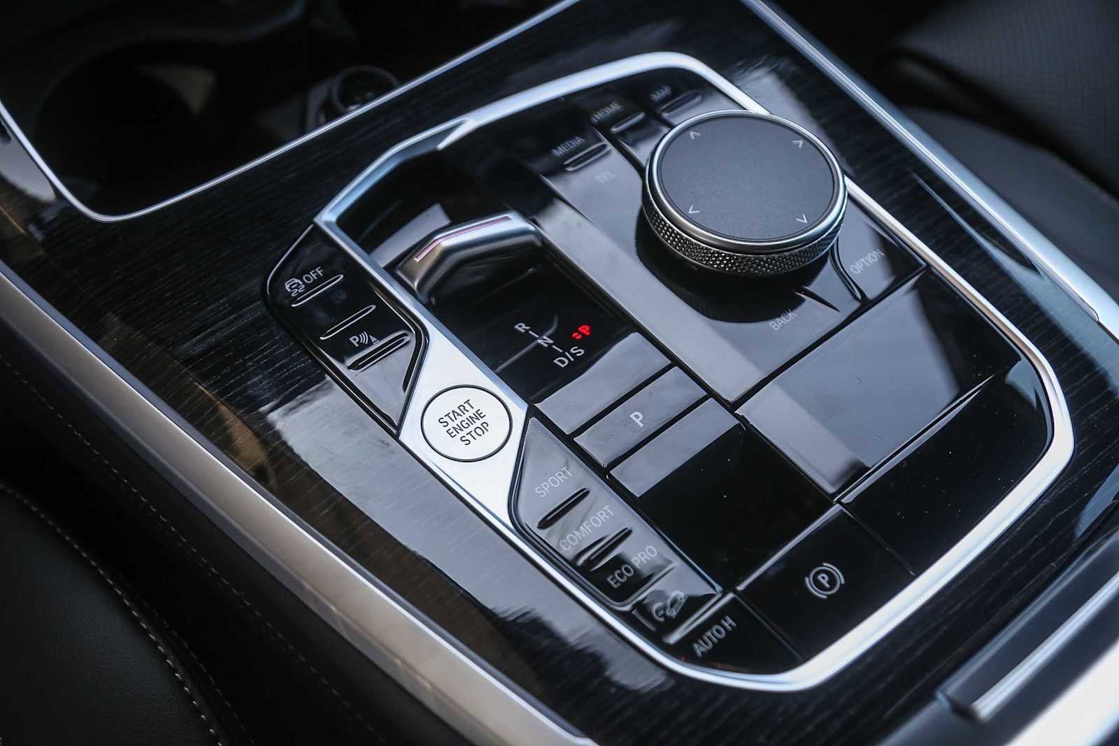 New 2026 BMW X5 xDrive40i w/ M Sport Package image 16