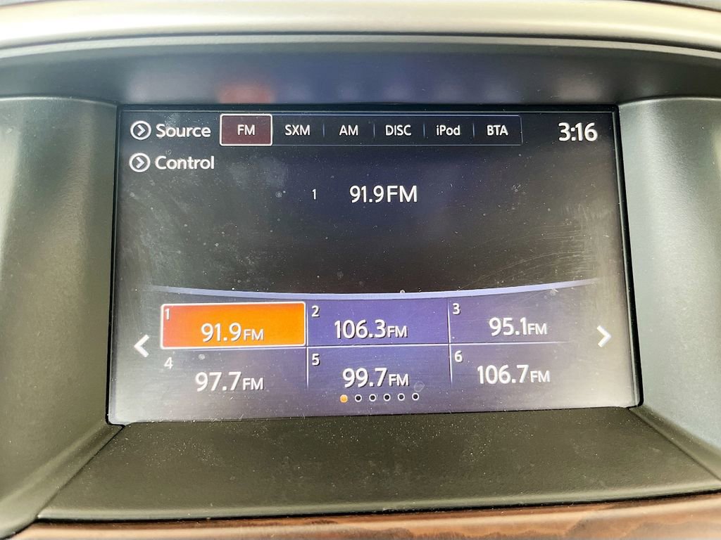 Used 2019 Nissan Pathfinder Platinum w/ Cargo Package image 15