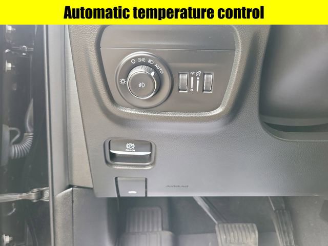 Used 2023 Jeep Grand Cherokee L Overland AWD/4WD image 19