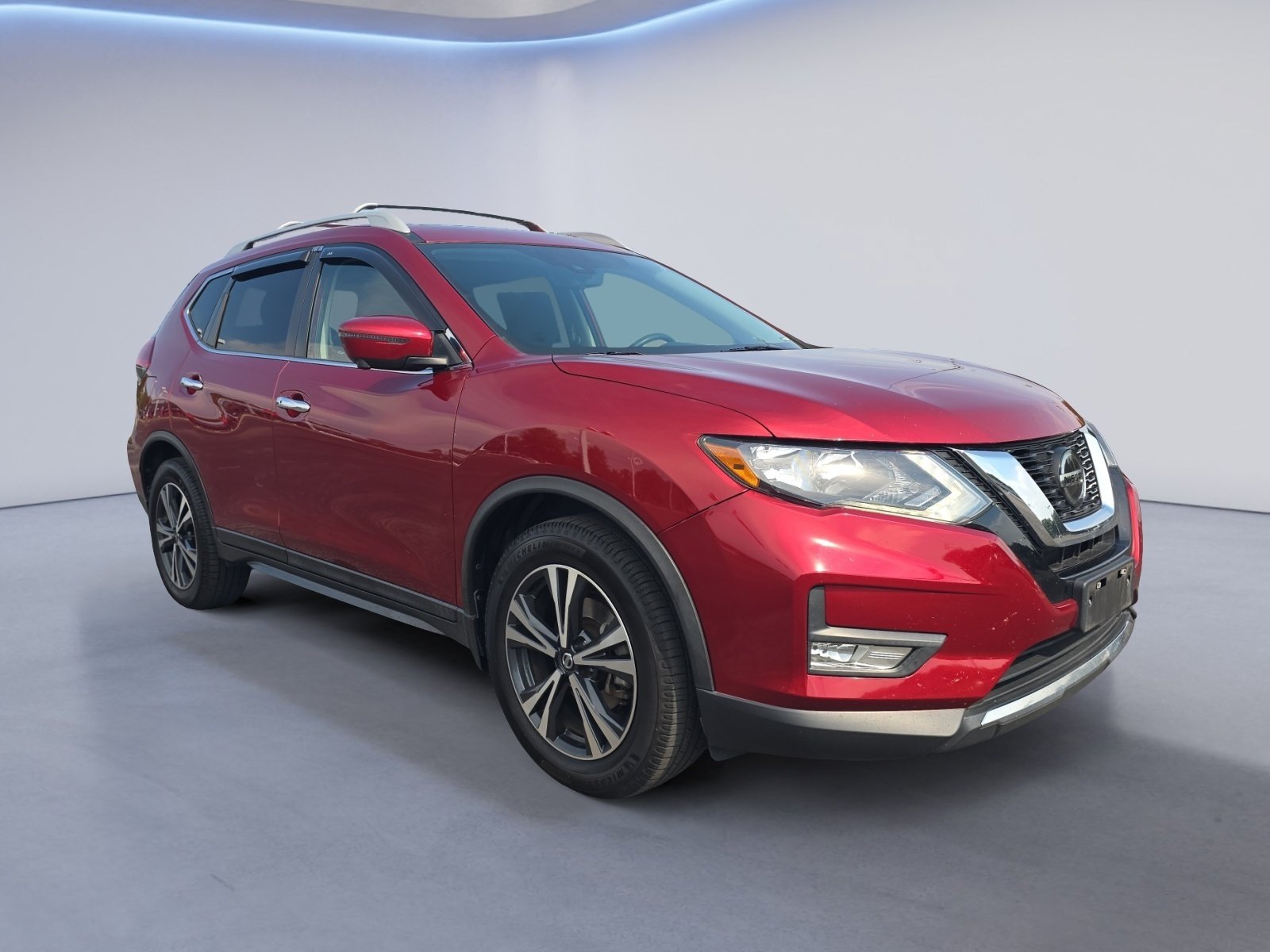 Used 2020 Nissan Rogue SV w/ Sun & Sound Touring Package FWD image 8