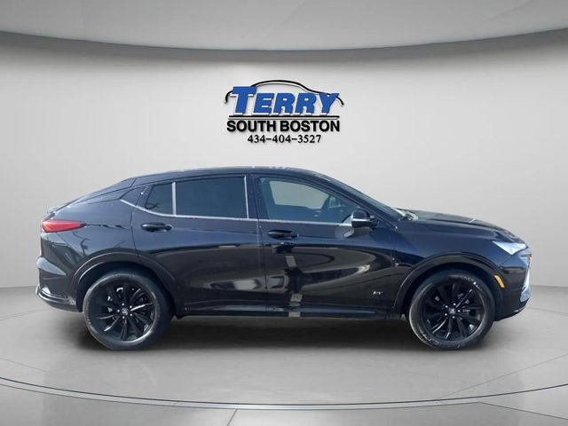 Used 2025 Buick Envista Sport Touring FWD image 1