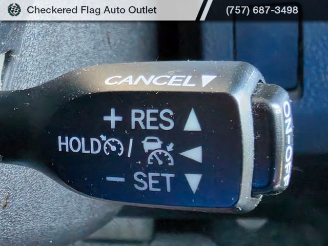 Used 2017 Toyota RAV4 Limited AWD/4WD image 17