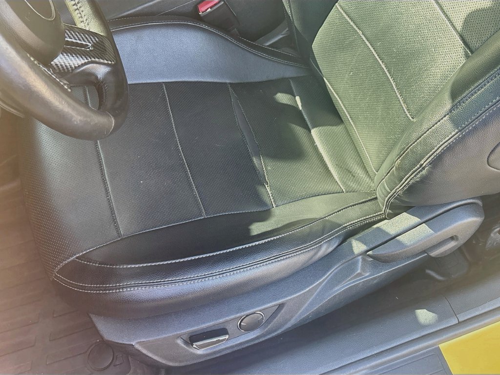Used 2016 Ford Mustang Premium RWD image 20