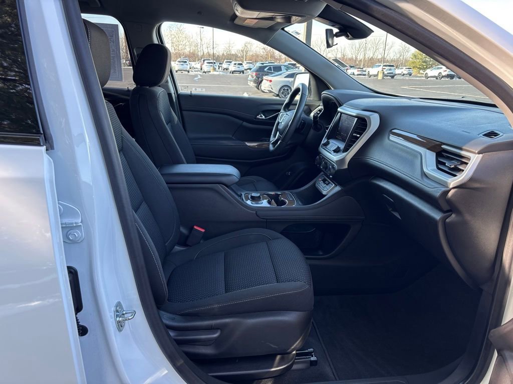 Used 2023 GMC Acadia SLE w/ Driver Convenience Package image 20