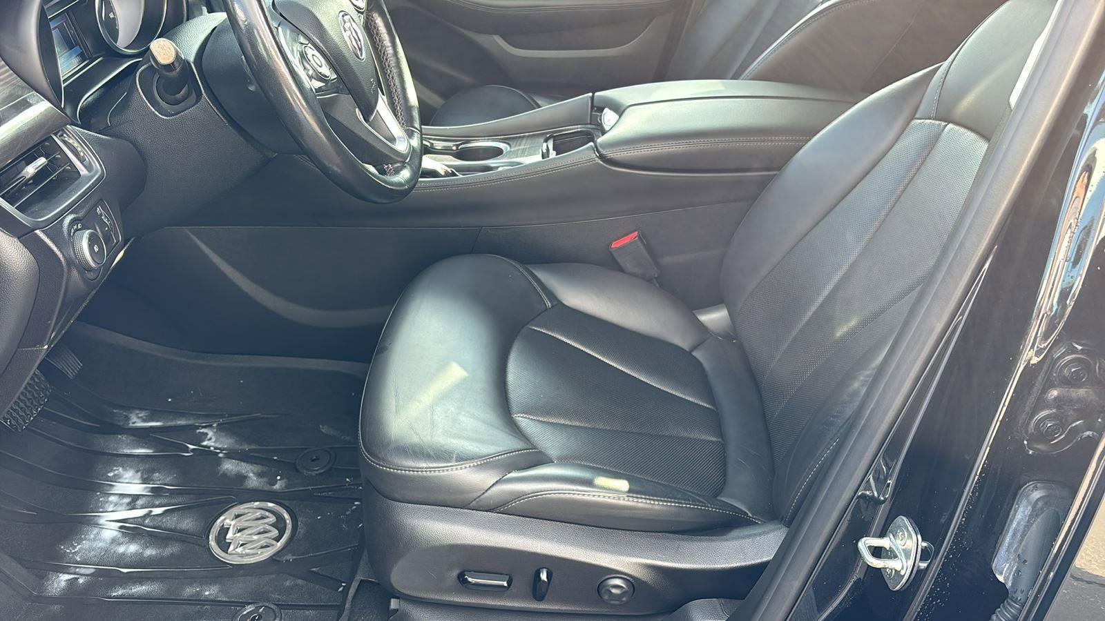 Used 2020 Buick Envision Essence image 13