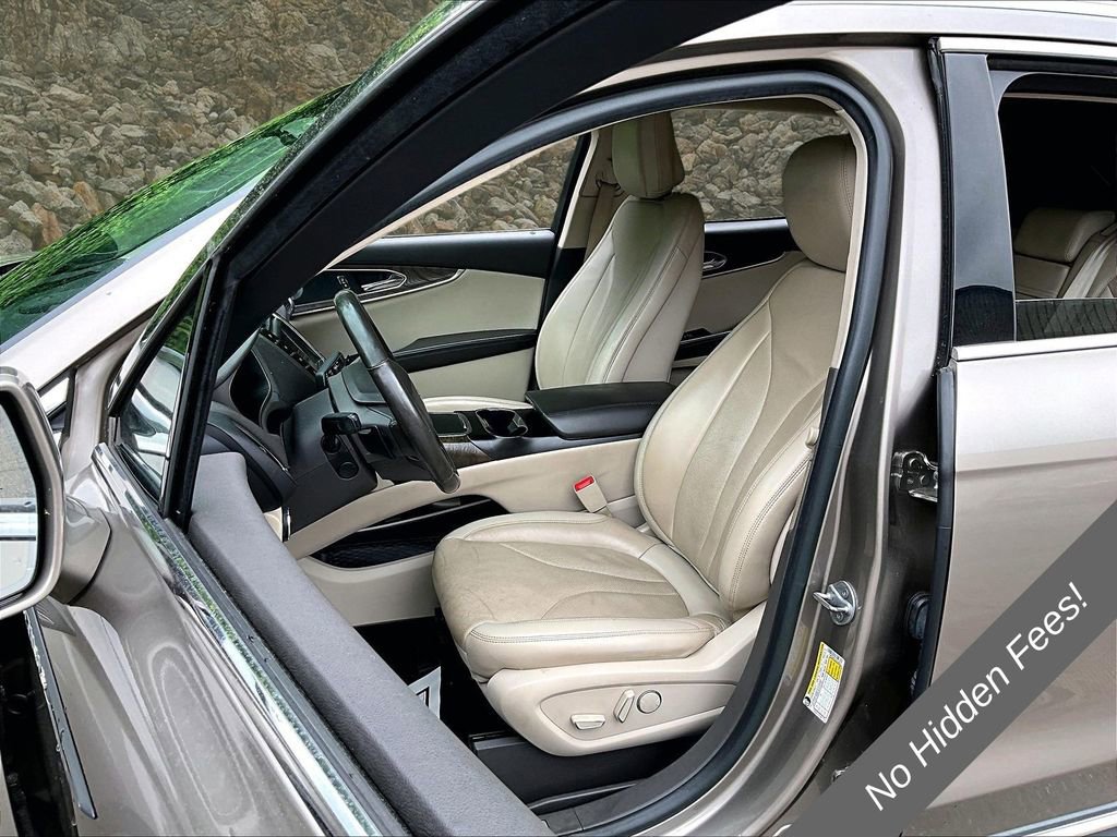 Used 2020 Lincoln Nautilus Reserve AWD/4WD image 22
