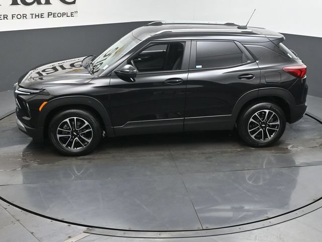 Used 2025 Chevrolet TrailBlazer LT w/ LT Cold Weather Package FWD image 63