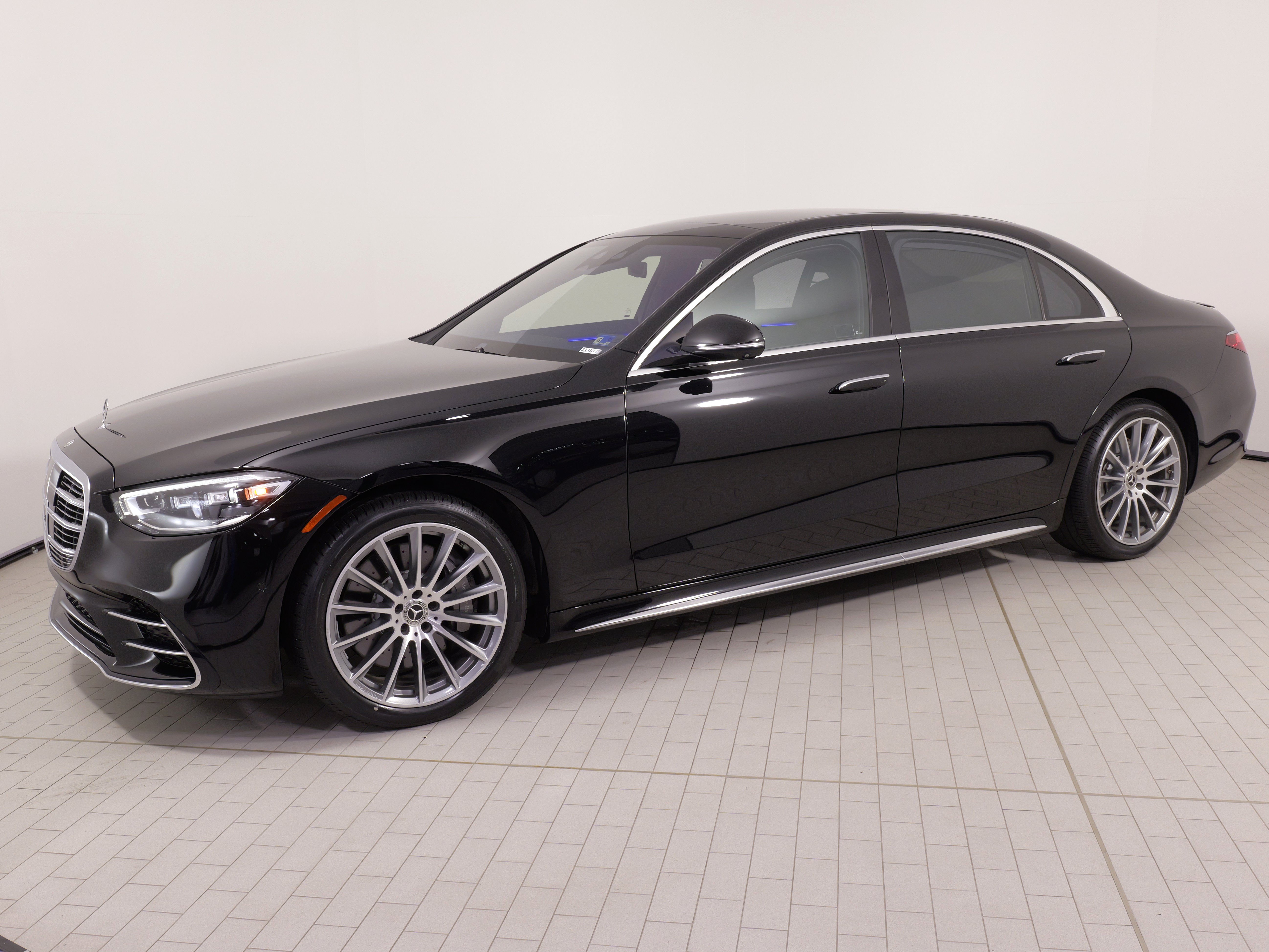 Used 2022 Mercedes-Benz S 500 4MATIC w/ AMG Line Package