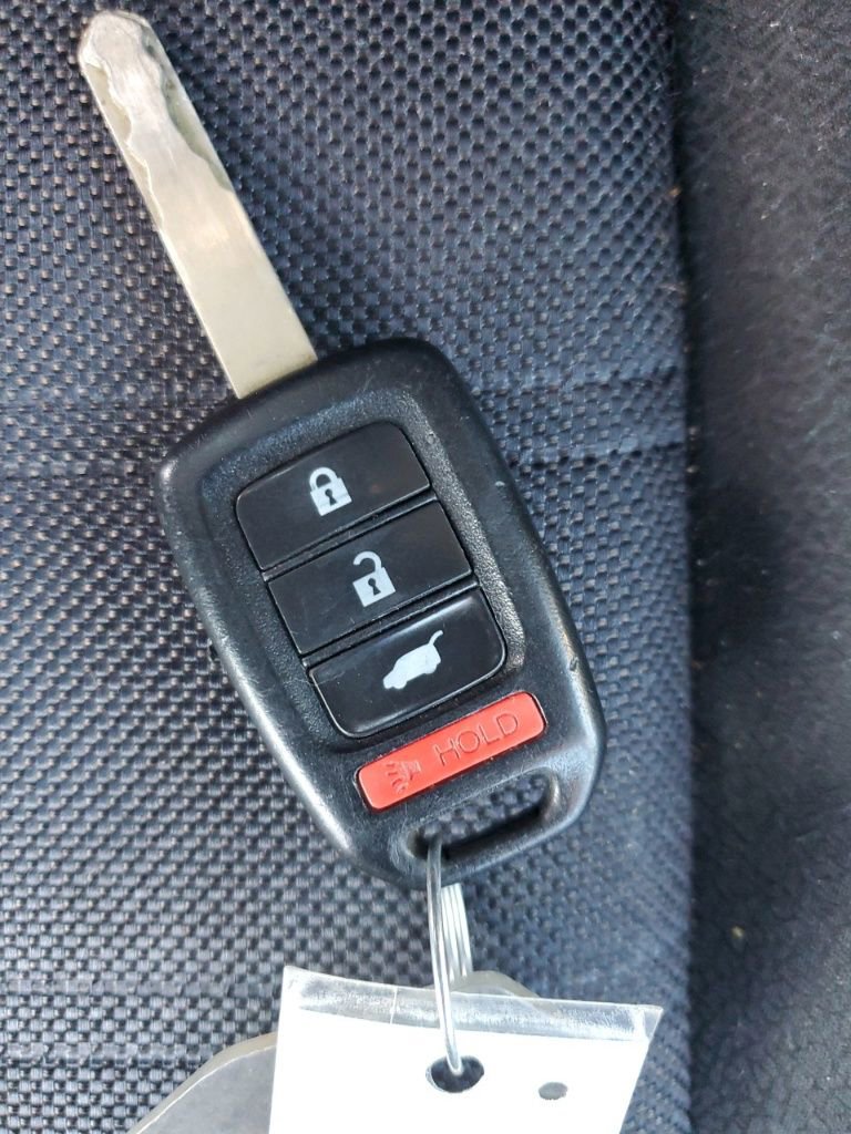 Used 2018 Honda CR-V LX image 30