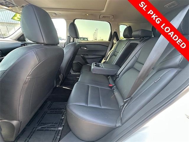 Used 2023 Nissan Rogue SL image 16