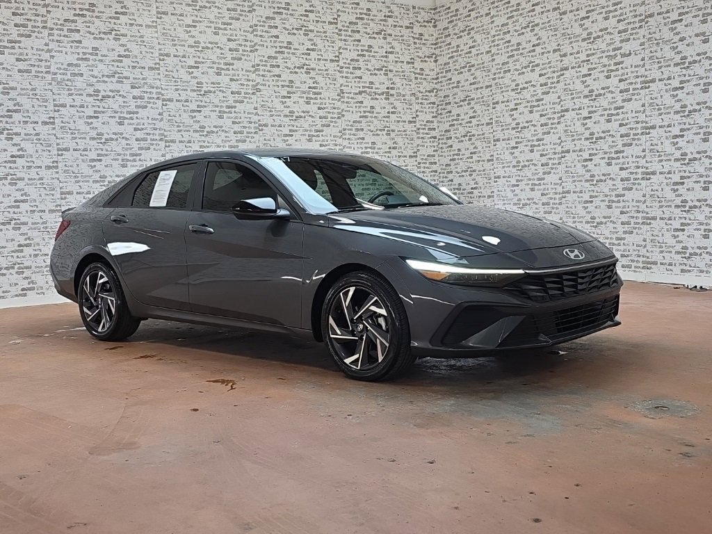 Used 2025 Hyundai Elantra Sport