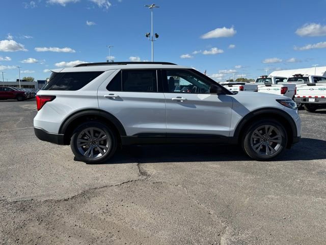 New 2026 Ford Explorer Active w/ Active Comfort Package image 10