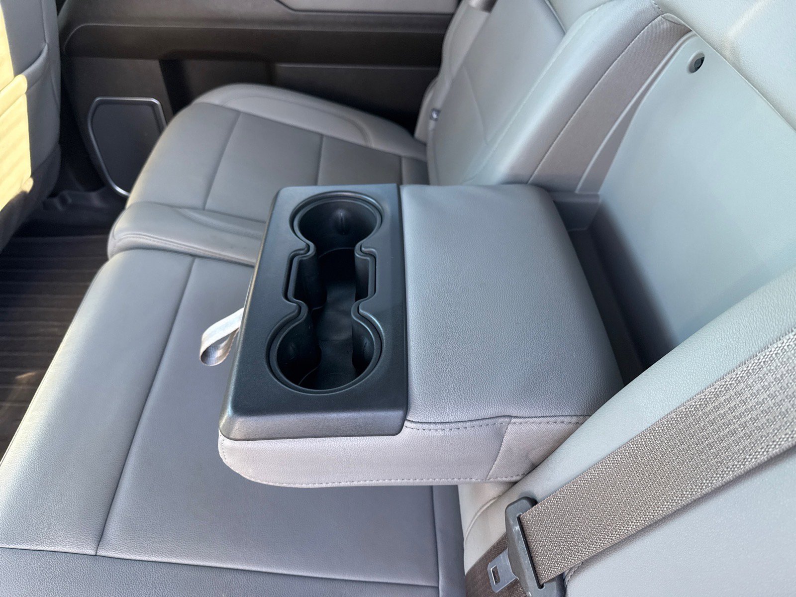 Used 2024 Chevrolet Silverado 3500 LTZ w/ LTZ Convenience Package image 28