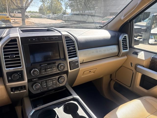 Used 2017 Ford F350 Lariat w/ Chrome Package AWD/4WD image 15