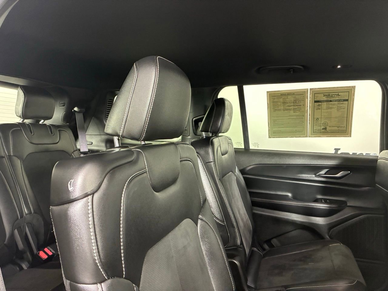 Used 2024 Jeep Grand Cherokee L Altitude image 28