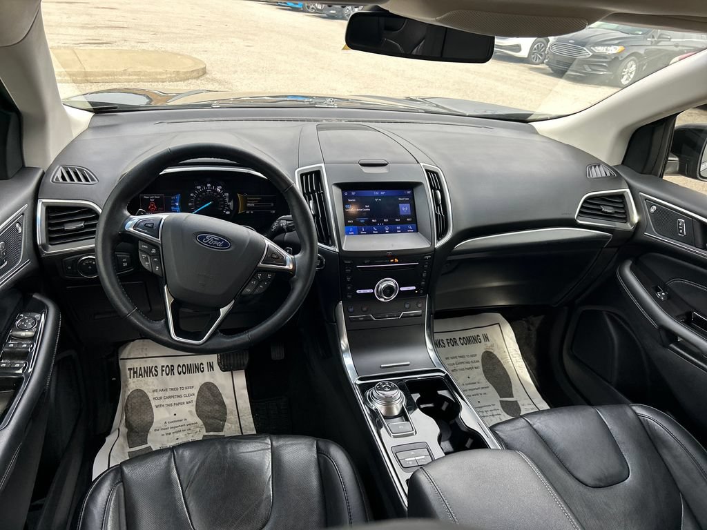 Used 2019 Ford Edge Titanium w/ Equipment Group 301A AWD/4WD image 11