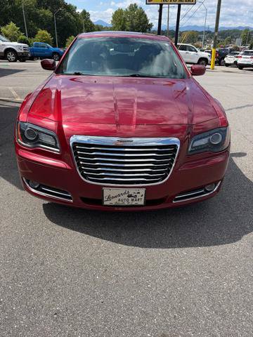 Used 2014 Chrysler 300 S RWD image 3