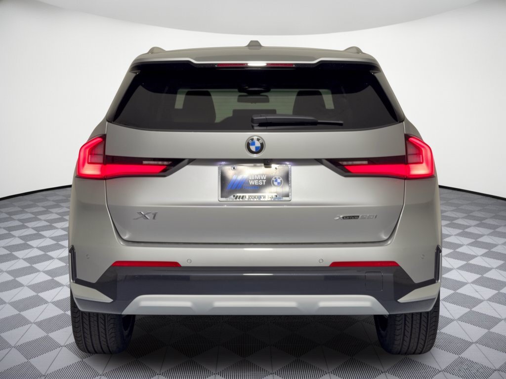 New 2027 BMW X1 xDrive28i AWD/4WD image 11