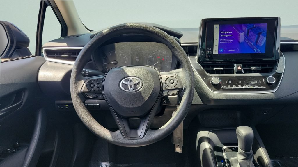 Used 2023 Toyota Corolla LE FWD image 12