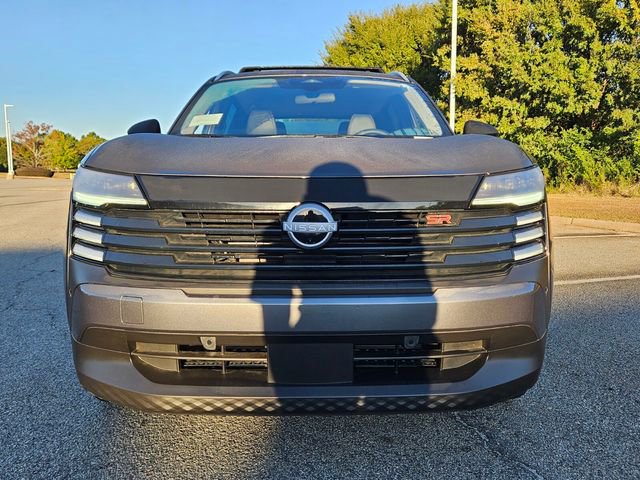 New 2026 Nissan Kicks SR image 2