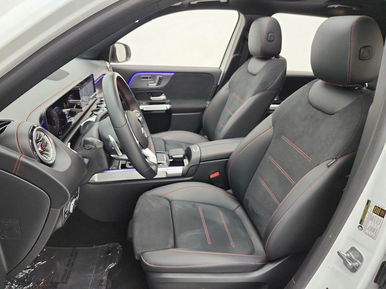 Used 2023 Mercedes-Benz EQB 350 4MATIC SUV image 23