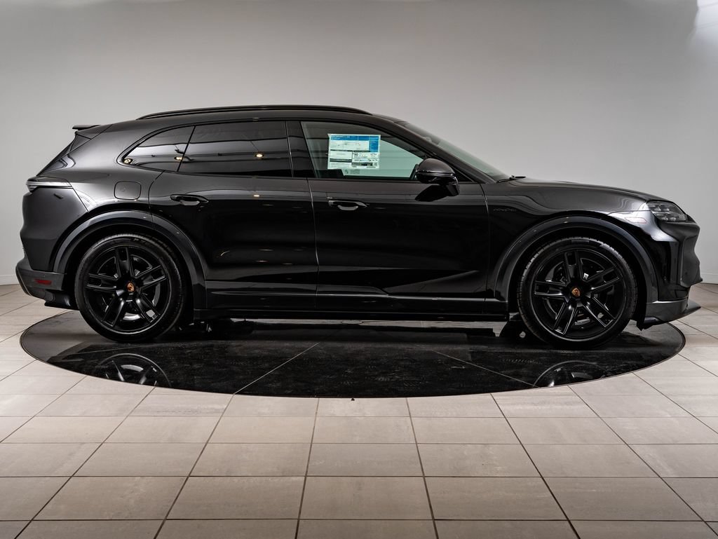 New 2026 Porsche Cayenne Electric AWD/4WD image 9