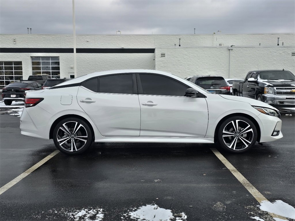 Used 2023 Nissan Sentra SR w/ SR Premium Package image 9