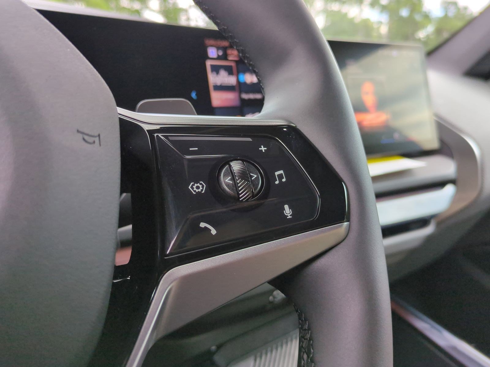 Certified 2026 BMW X3 xDrive30 w/ Premium Package image 18