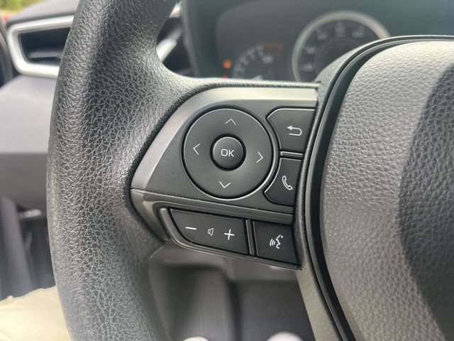 Used 2021 Toyota Corolla LE FWD image 19