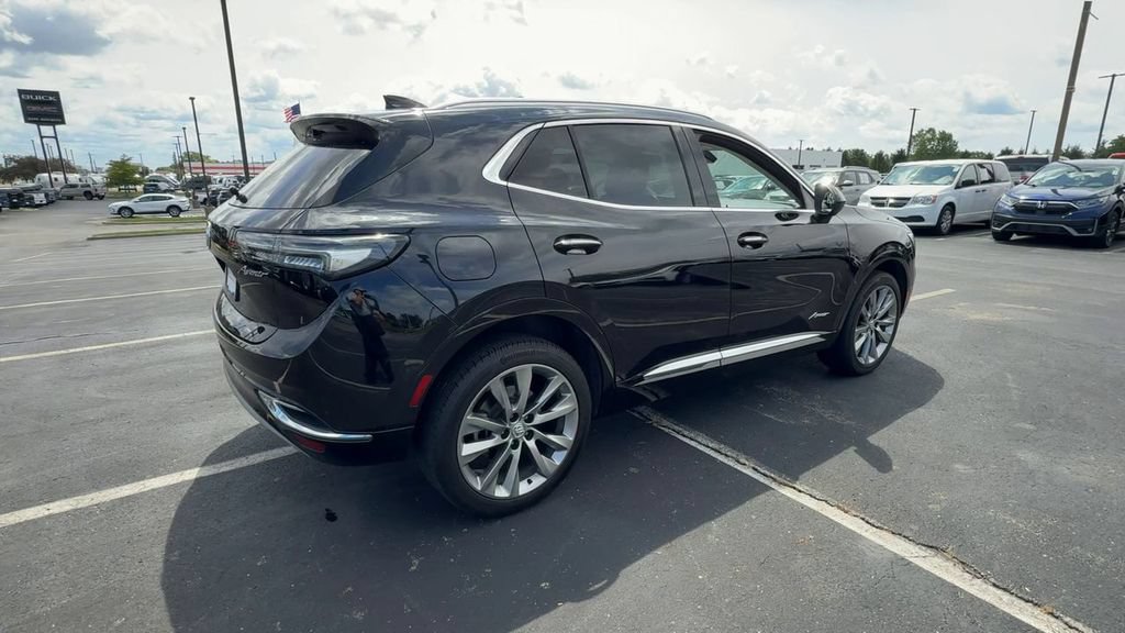 Used 2022 Buick Envision Avenir w/ Technology Package II FWD image 8