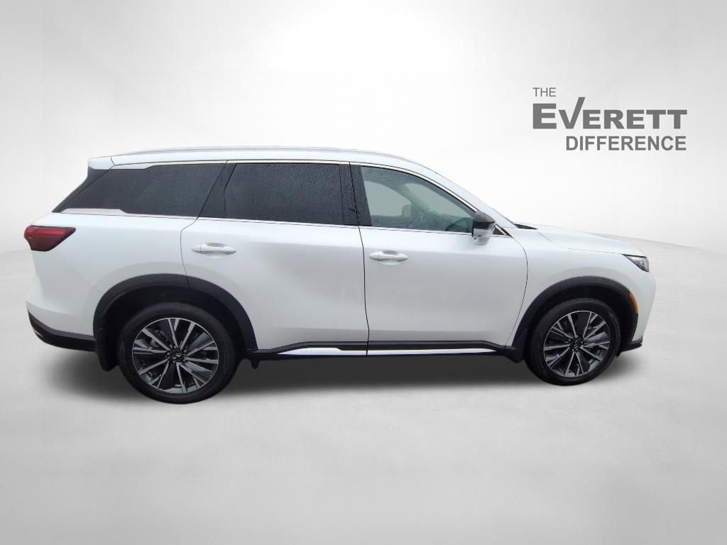 Used 2026 INFINITI QX60 Luxe w/ Cargo Package FWD image 4