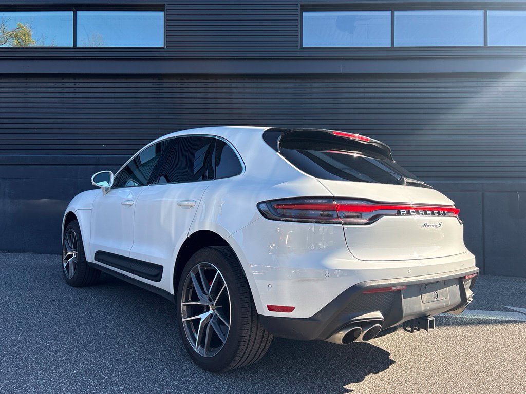 Certified 2023 Porsche Macan S AWD/4WD image 8