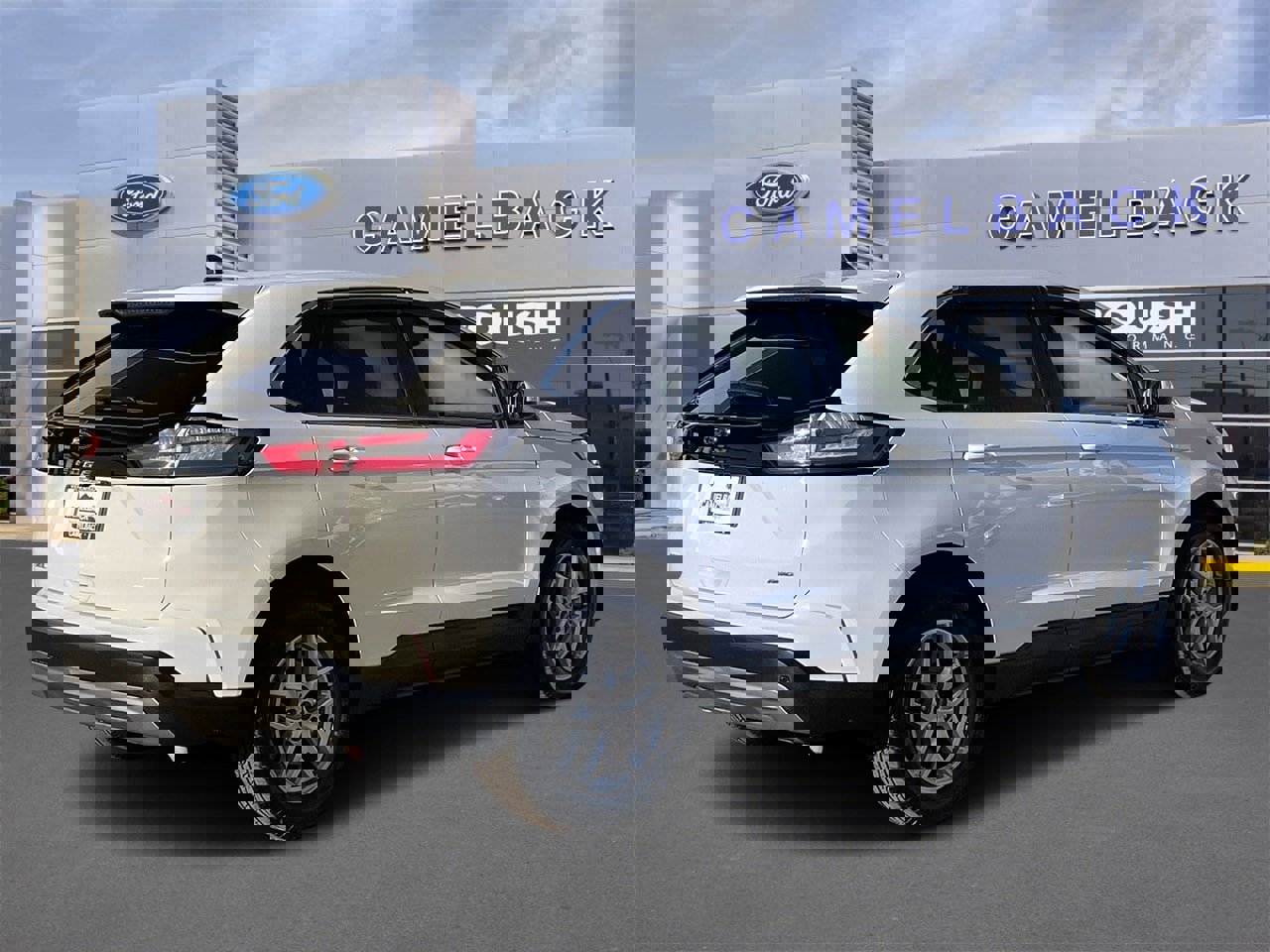 Certified 2022 Ford Edge SEL image 5