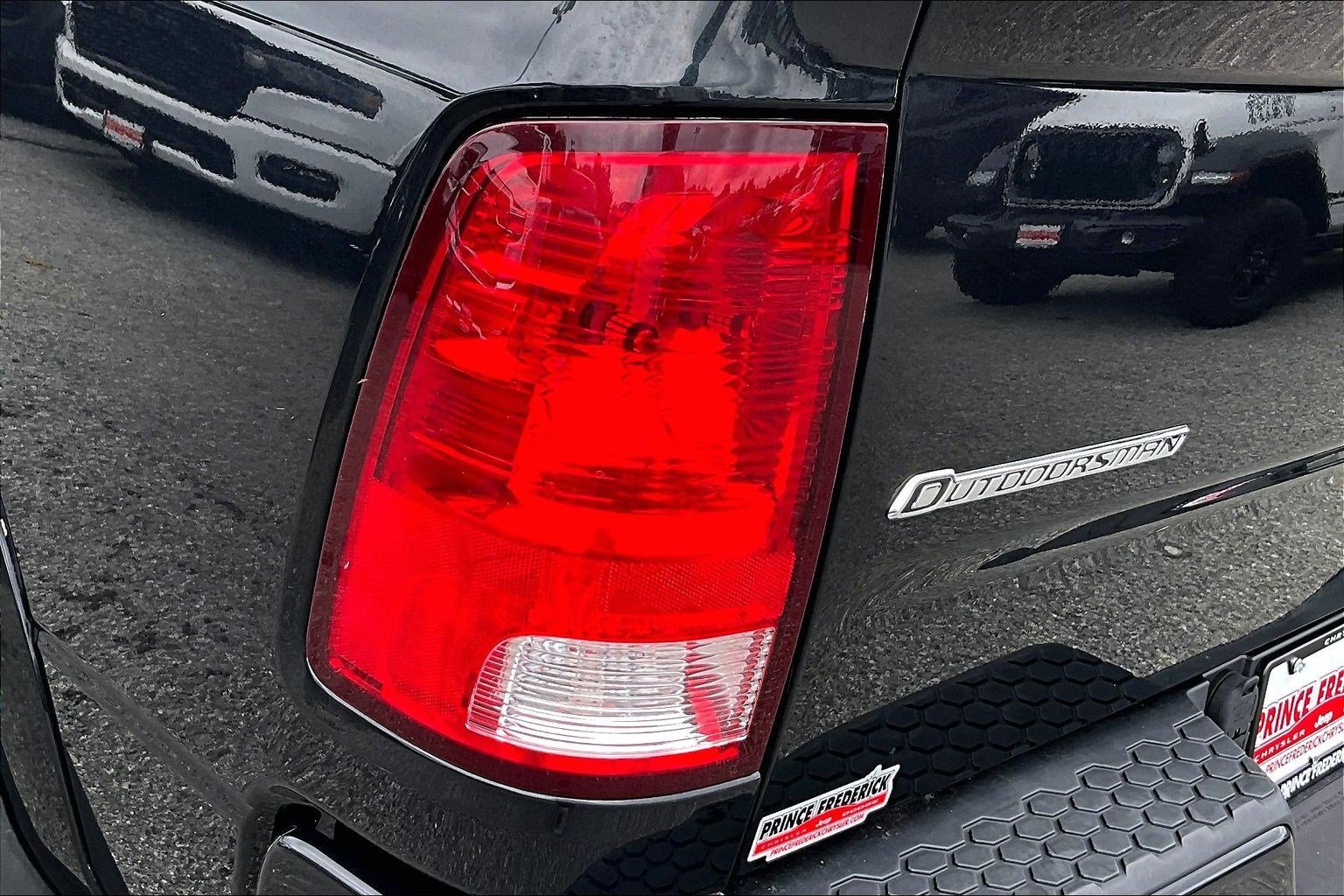 Used 2015 RAM 1500 Outdoorsman w/ Pittsburgh Penguins Edition AWD/4WD image 24