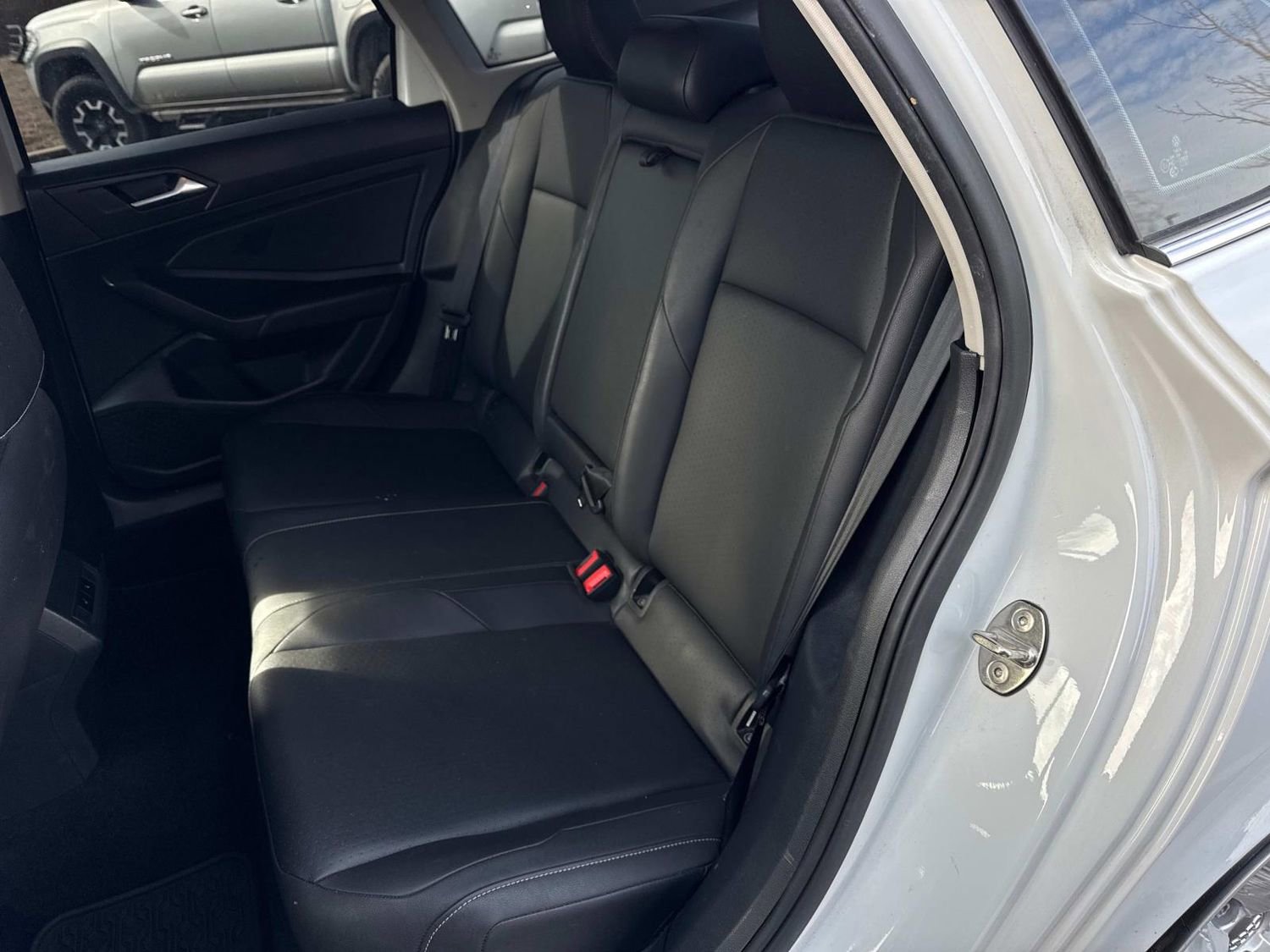 Used 2020 Volkswagen Jetta SE w/ SE Cold Weather Package image 14