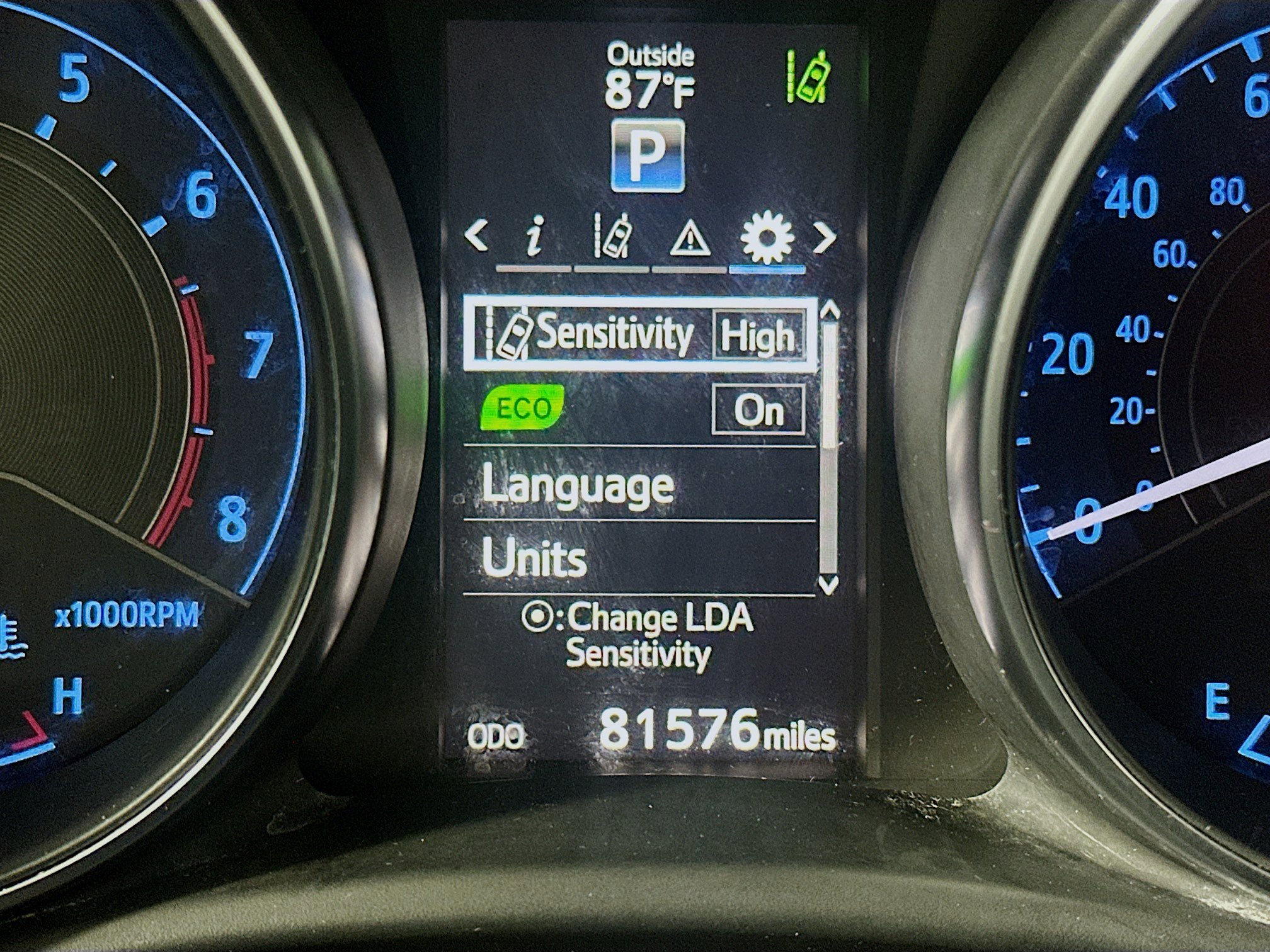 Used 2018 Toyota Corolla iM w/ Carpet Mat Package (TMS) FWD image 18