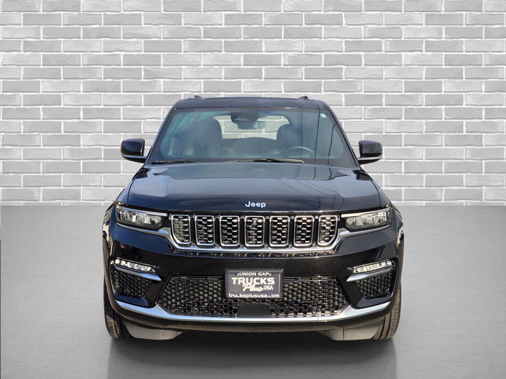 Used 2022 Jeep Grand Cherokee Summit w/ Advanced Protech Group IV AWD/4WD image 8