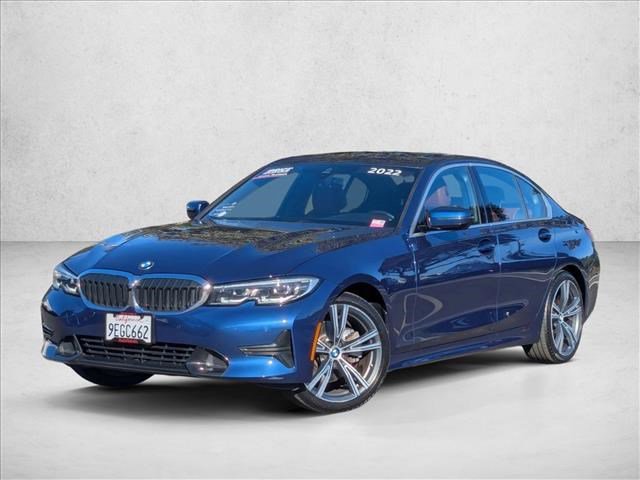 Certified 2022 BMW 330i Sedan w/ Convenience Package