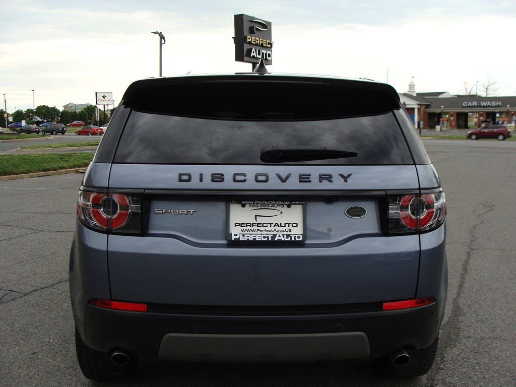 Used 2018 Land Rover Discovery Sport SE AWD/4WD image 5