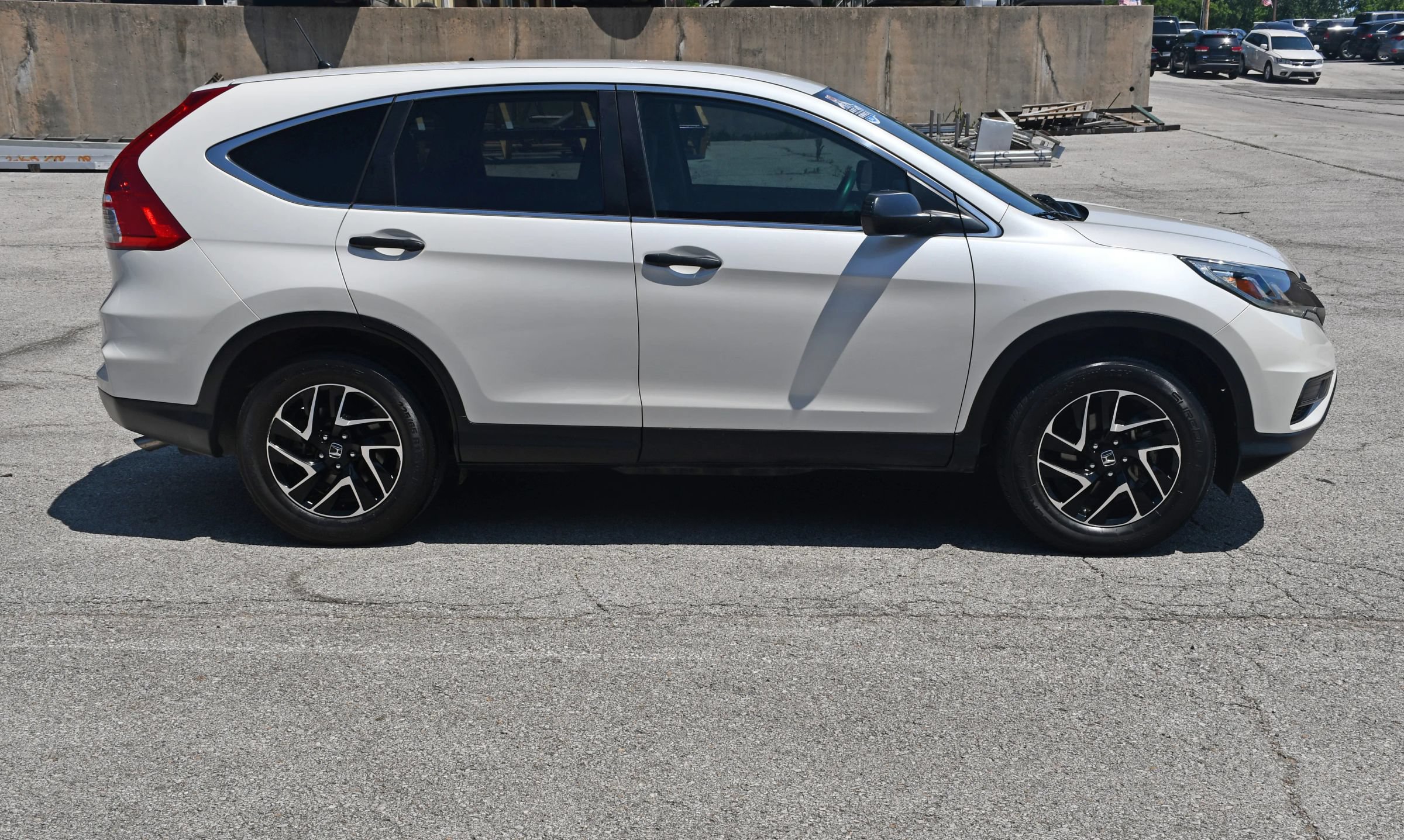 Used 2016 Honda CR-V SE image 5